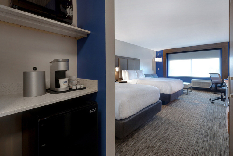 Bedroom 4, Holiday Inn Express & Suites BRIGHTON by IHG, Livingston