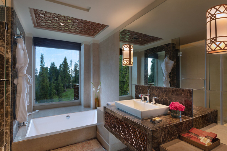 Bathroom 3, The Khyber Himalayan Resort & Spa, Baramulla