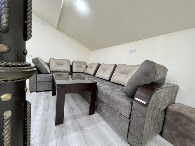 Others 5, Luxury Villas