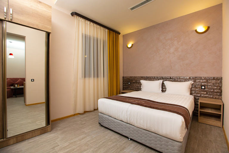 Bedroom 2, Alaska Resort
