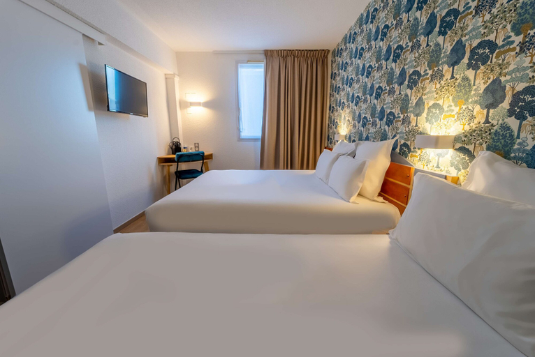 Bedroom 3, Sure Hotel by Best Western Sarlat-la-Caneda, Dordogne