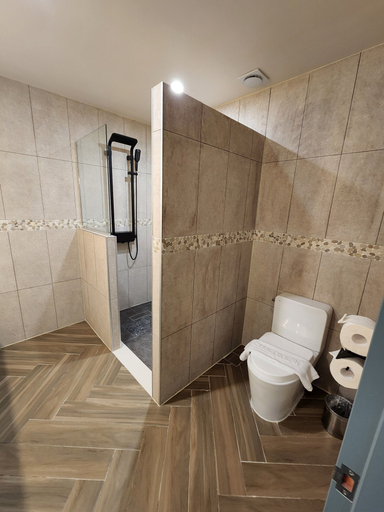 Bathroom 3, Cube9 Resort and Spa, Lapu-Lapu City