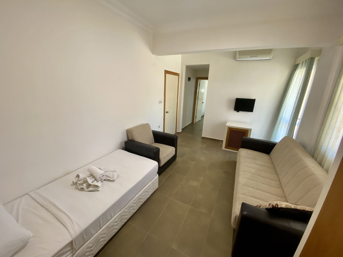 Bedroom 2, Konfor Suite Otel, Fethiye