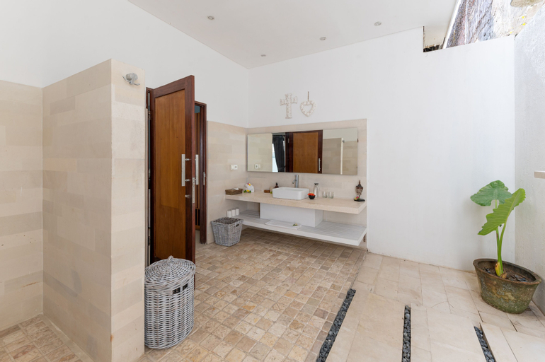 Bathroom 3