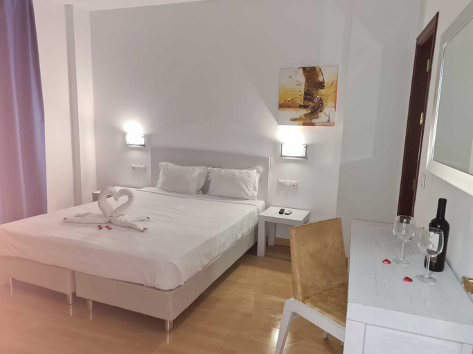 Bedroom 4, Hotel Trafalgar, Cádiz