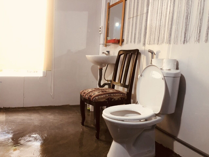 Bathroom, Dalat Blue House Homestay & Cafe, Đà Lạt