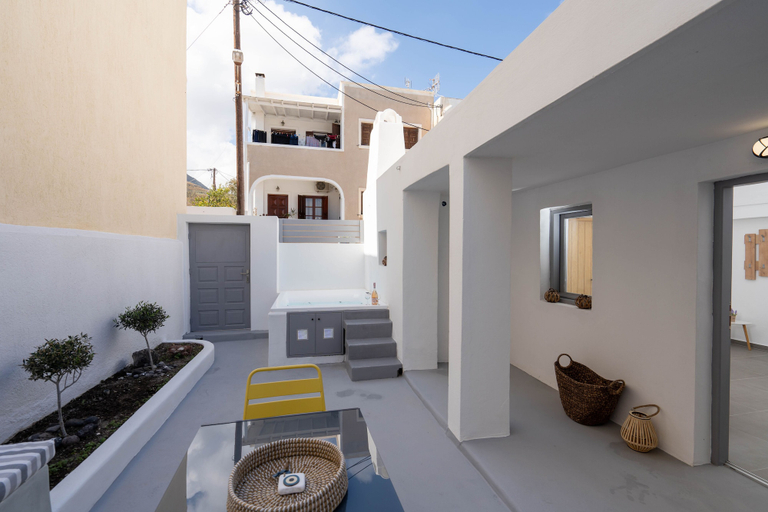 Others 5, Villa Tholos with Private Jacuzzi, South Aegean