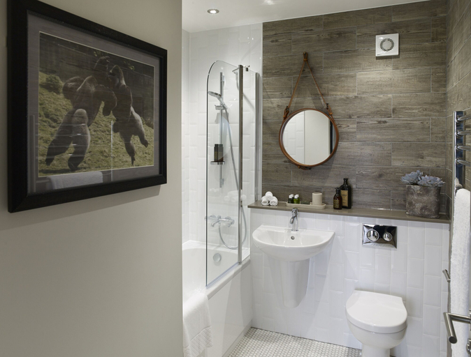 Bathroom, Treehouse Hotel - At Port Lympne Reserve, Kent