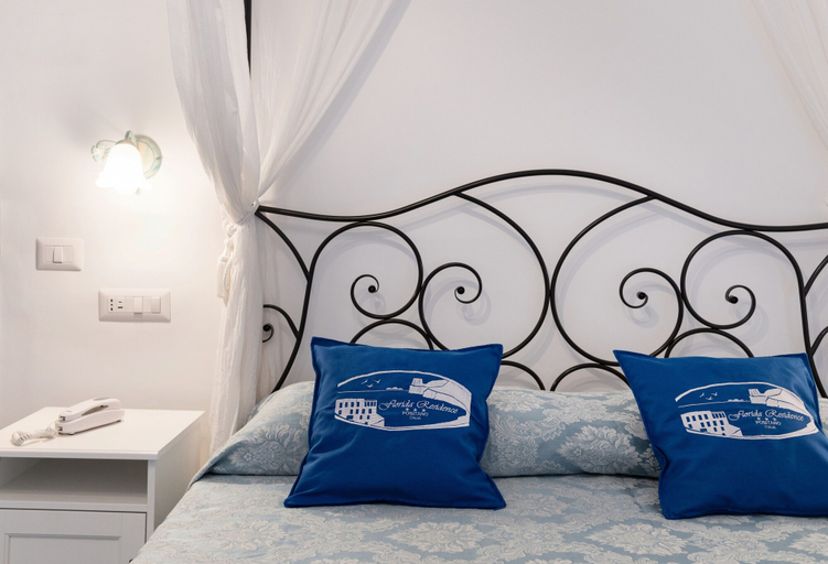 Bedroom 4, Florida Residence, Salerno