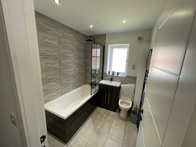 Bathroom 3, Brand New High Spec House with parking, Staffordshire