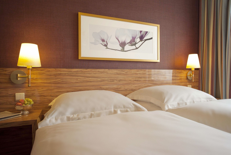 Bedroom 3, Best Western Raphael Hotel Altona, Hamburg