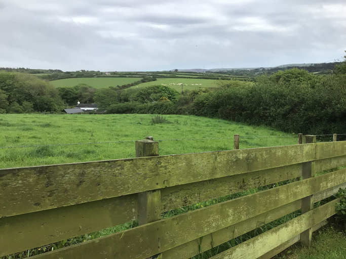 Others 4, Camborne Cozy Room With 2 Single Beds, Cornwall