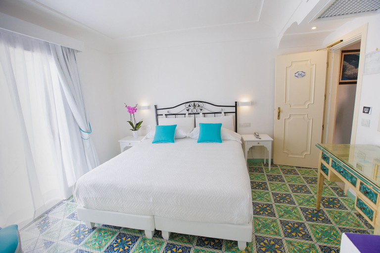 Bedroom 4, Conca D'oro, Salerno
