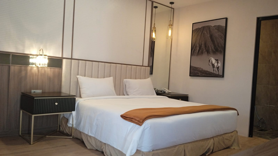 Bedroom 3, Hotel Nature Bromo & Resort, Probolinggo