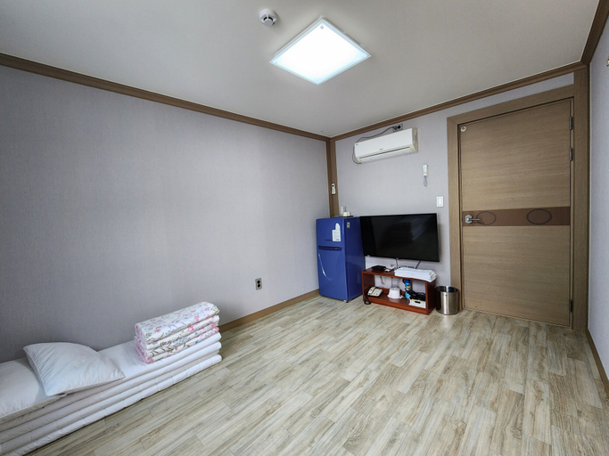 Others 5, e cozy Hotel, Ulleung