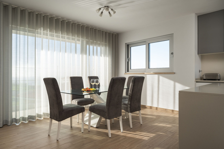 Dining Room 5
