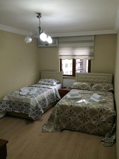 Bedroom 4, Paradise Lost Hotel, Merkez
