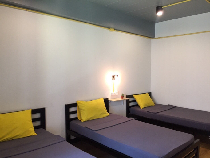 Bedroom 5, Best Bed Suvarnabhumi - Hostel, Bang Phli