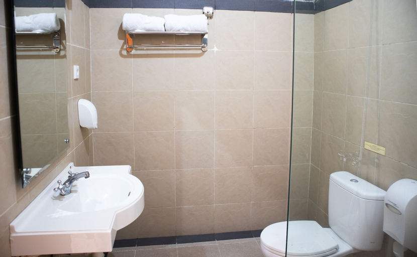 Bathroom 3
