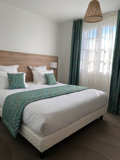 Bedroom 2, Hotel le Gois, Vendée