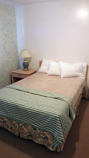 Bedroom 2, Badlands Motel, Division No. 5