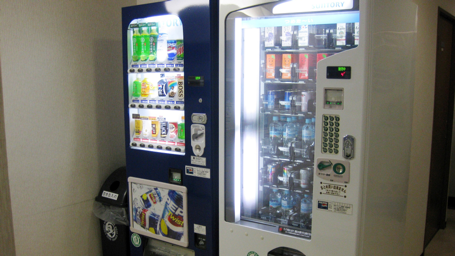 Food & Drinks 5, Hotel Accela, Taitō