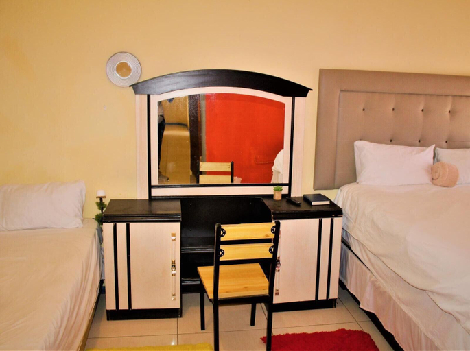 Bedroom 2, P Wake Guesthouse, Opuwo