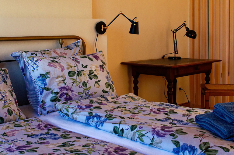 Bedroom 3, Mastignac, Vaucluse