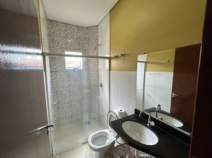 Bathroom, Oliveiras Hotel, Catalão