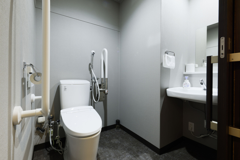 Bathroom 4, Hotel Garden Palace & Kansai Airport Spa, Izumisano