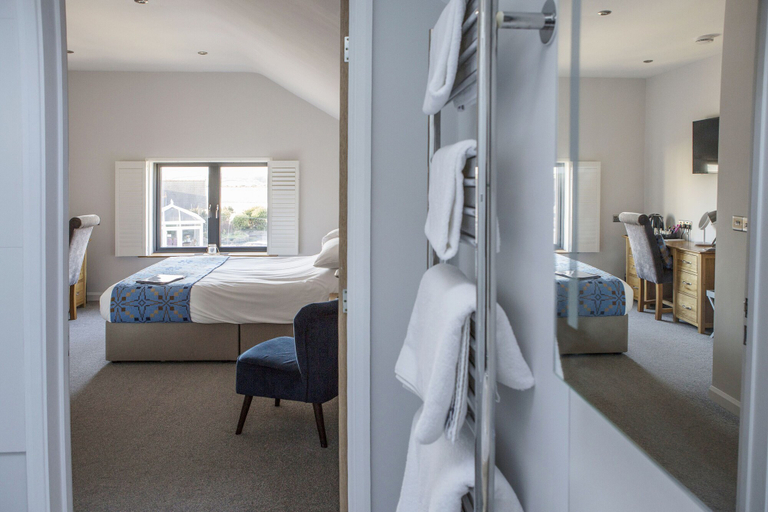 Bedroom 2, Victoria Inn Brewhouse B&B, Pembrokeshire