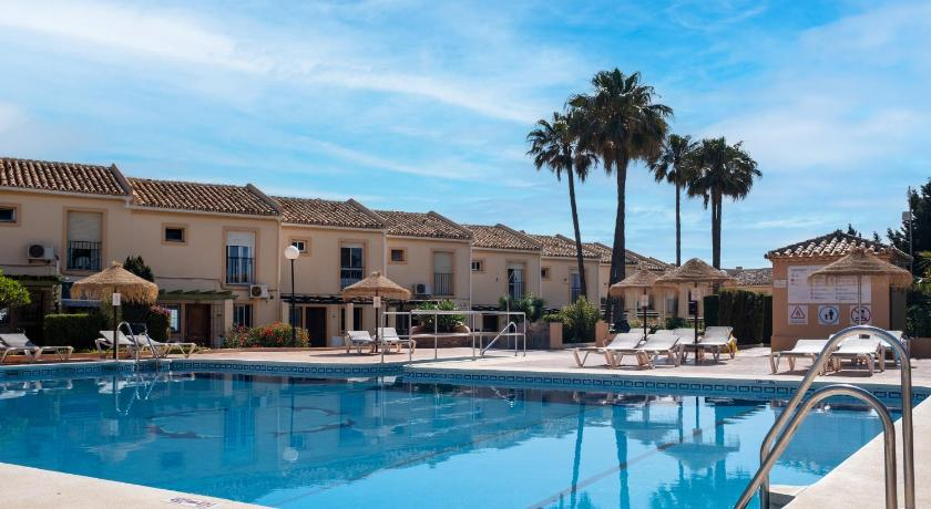 Sport & Beauty 5, Family & Beach Apartments Mijas Costa & Fuengirola by ALFRESCO STAYS, Málaga