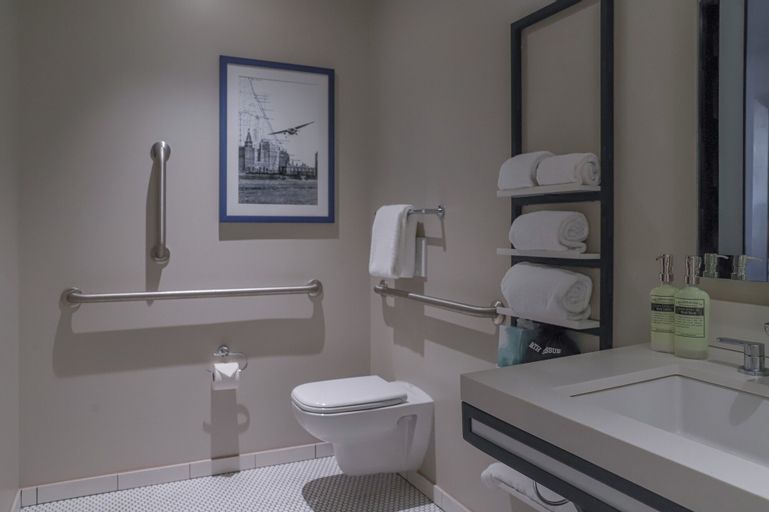 Bathroom 9