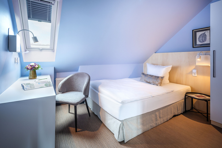 Bedroom 4, Vier Jahreszeiten, Würzburg