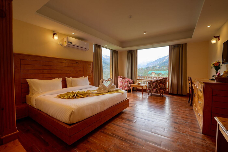 Bedroom 3, Clarks Inn Suites Manali, Kullu