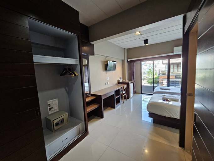 Bedroom 18