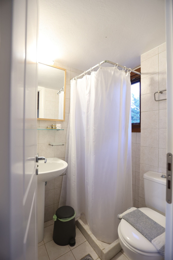 Bathroom 5, Seaside Gialova, Peloponnese