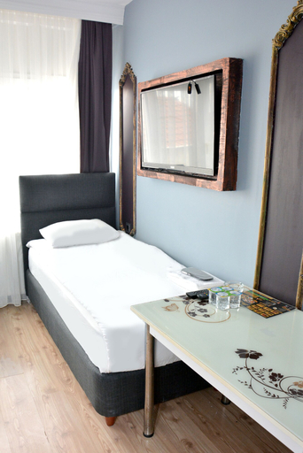 Bedroom 4, Palmiye Suit, Bakırköy