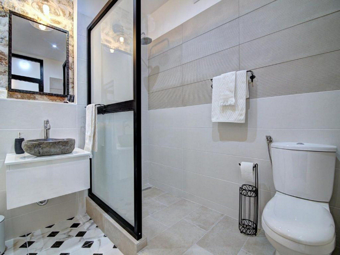 Bathroom 3, History House Moja Ti 1830, Senj