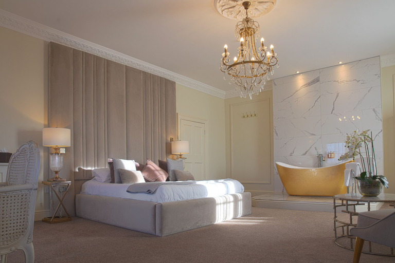 Bedroom 2, Winstanley House, Leicester