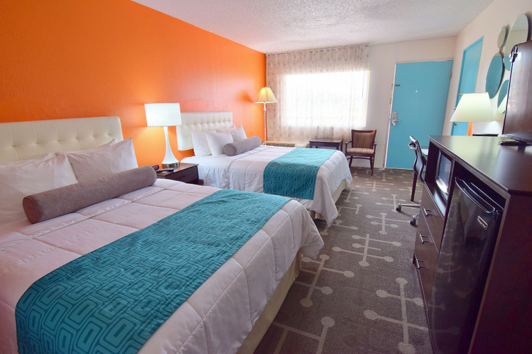 Bedroom 3, Howard Johnson by Wyndham Ocala FL I-75, Marion