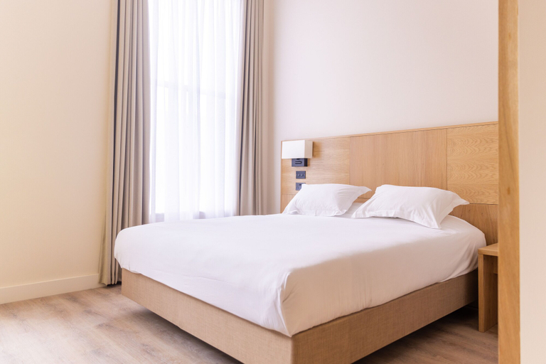 Bedroom 4, School Lane Hotel in Liverpool ONE, Sefton