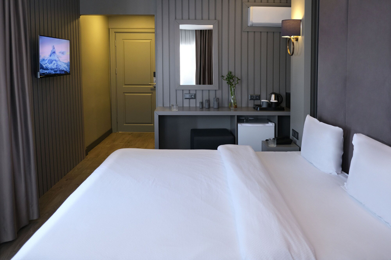 Bedroom 4, Dilens Bosphorus Hotel, Beşiktaş