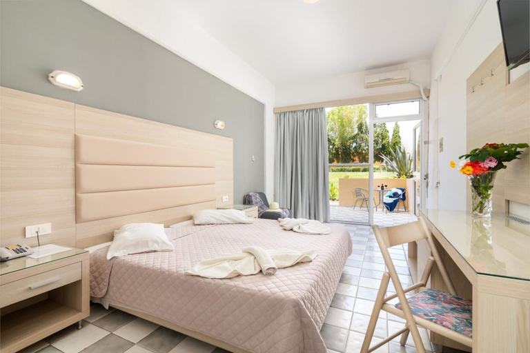 Bedroom 3, Sabina Hotel, South Aegean