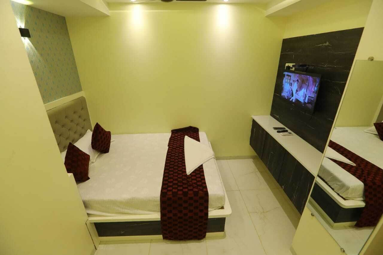 Bedroom 4, Hotel Sai Siddhi Inn - Navi Mumbai, Thane