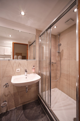 Bathroom, Seehotel Grauer Bär, Bad Tölz-Wolfratshausen