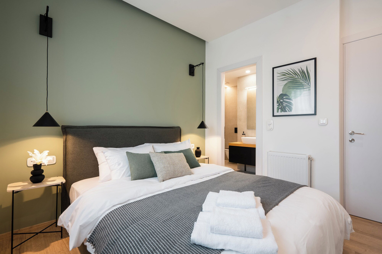 Others 5, The Edge - Luxury Residences, Attica