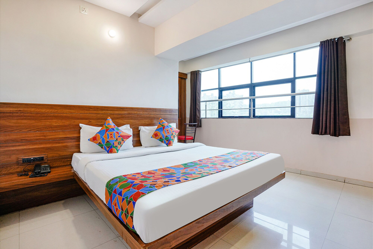 Bedroom 3, Fabhotel Paradise Inn, Pune
