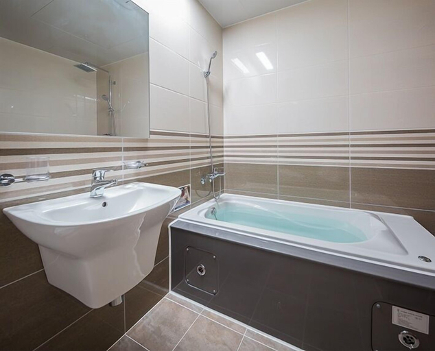 Bathroom 4, Aria Pension Resort, Yeosu