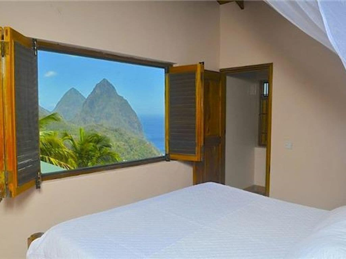Bedroom 3, Piton Deck Villa